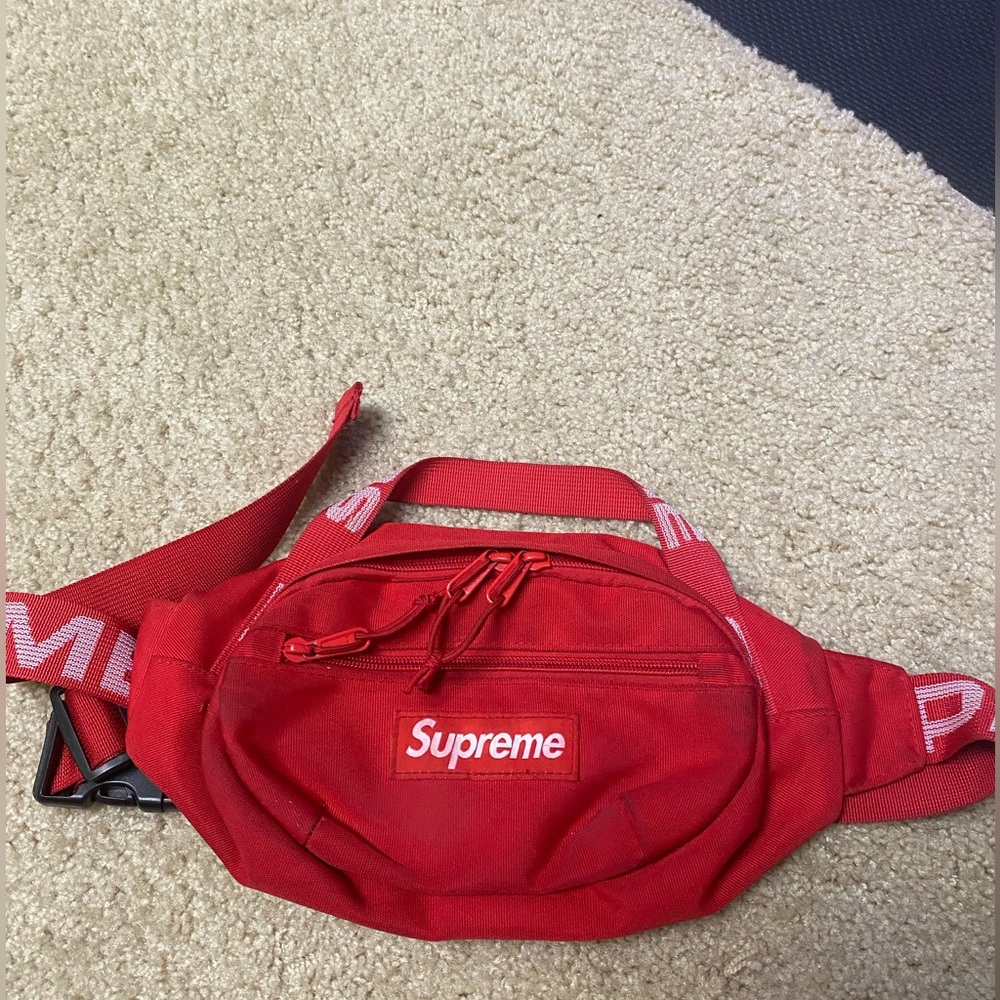 Supreme ss18 waist bag